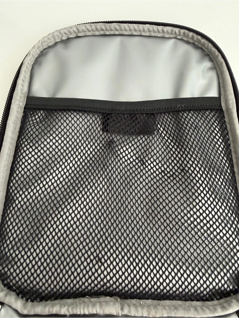 LEGO Insulated Lunch Bag Minifigure Heads Black Yellow Carry Gear Solutions⁠